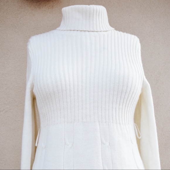 White Turtleneck Cable Knit Sweater Dress- size M - Picture 2 of 6